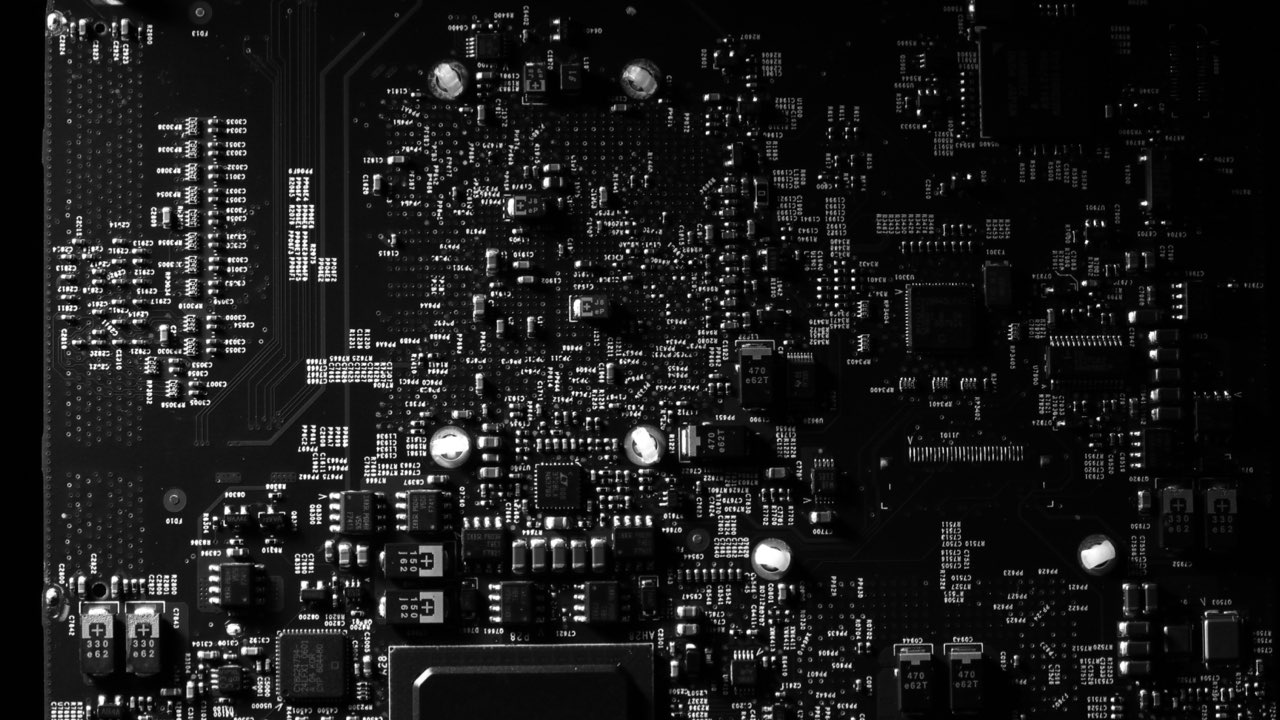 What RF Antenna Specifications Actually Mean for People Who Aren't RF Engineers